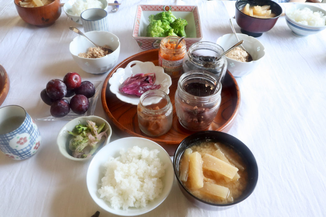 トレジョのツナ缶で作ったごはんのお供とごはんのお味噌汁