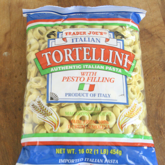 イマイチパスタTrader Joe's（トレーダージョーズ） Italian Tortellini with Pesto Filling （イタリアン トルテリーニ ウィズ ペスト  フィリング）