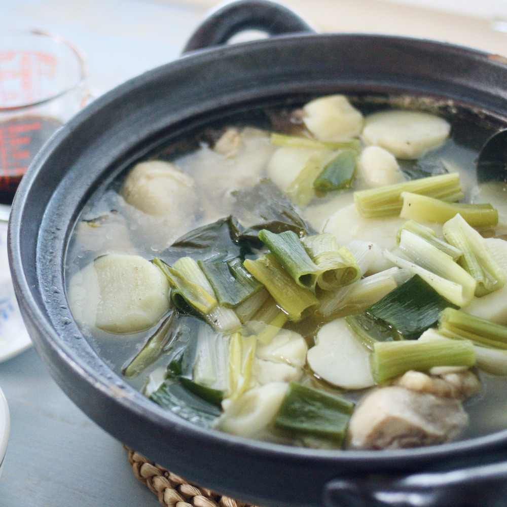 激うま！！！韓国の水炊きタッハンマリを食べてみて！ | しろくろめがね